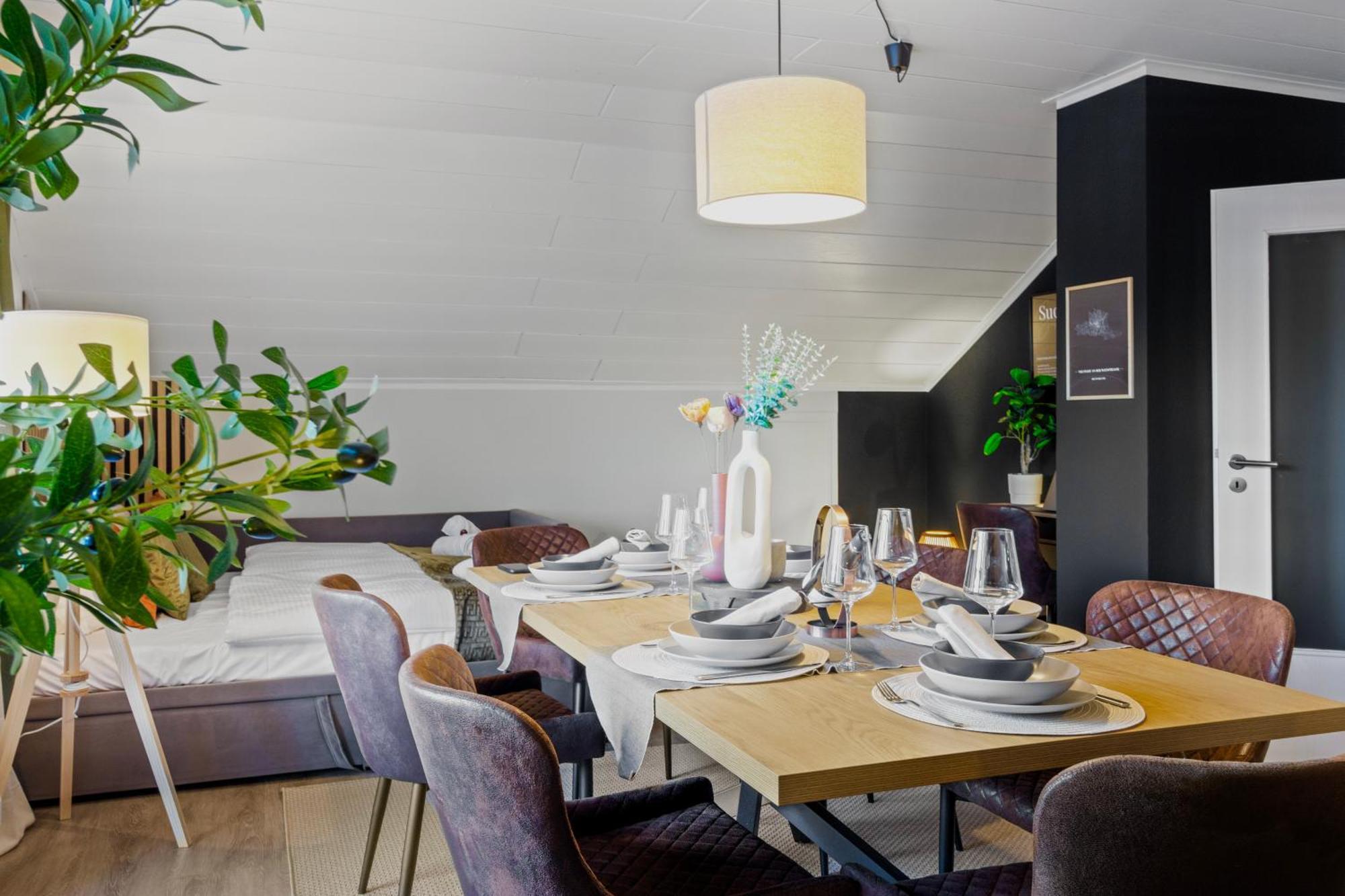 Upper Room: Apartment Mit Exklusiver Ausstattung-Ausblick Auf Weinberge&Mandelbluetenpfad Neustadt an der Weinstraße Extérieur photo