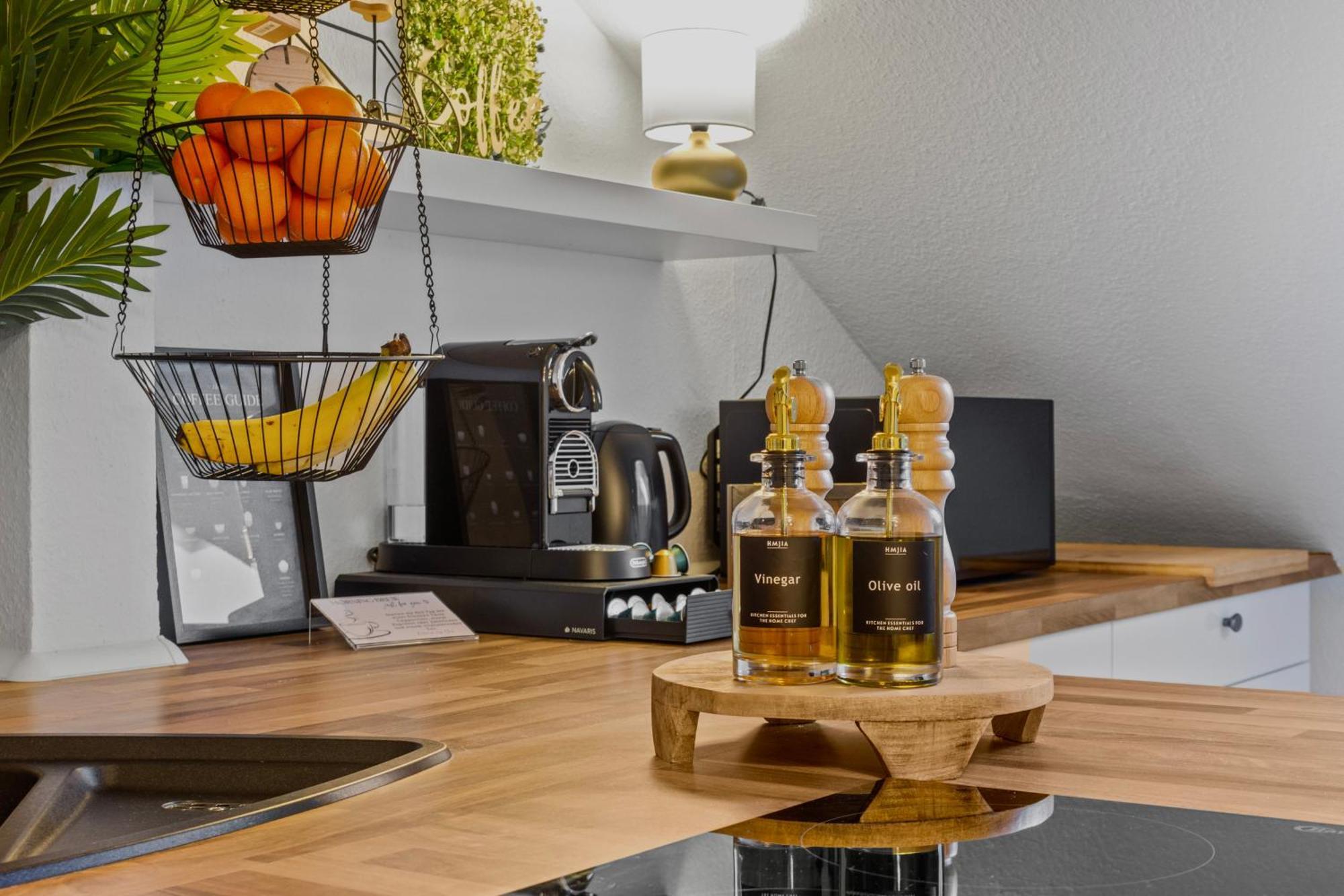 Upper Room: Apartment Mit Exklusiver Ausstattung-Ausblick Auf Weinberge&Mandelbluetenpfad Neustadt an der Weinstraße Extérieur photo